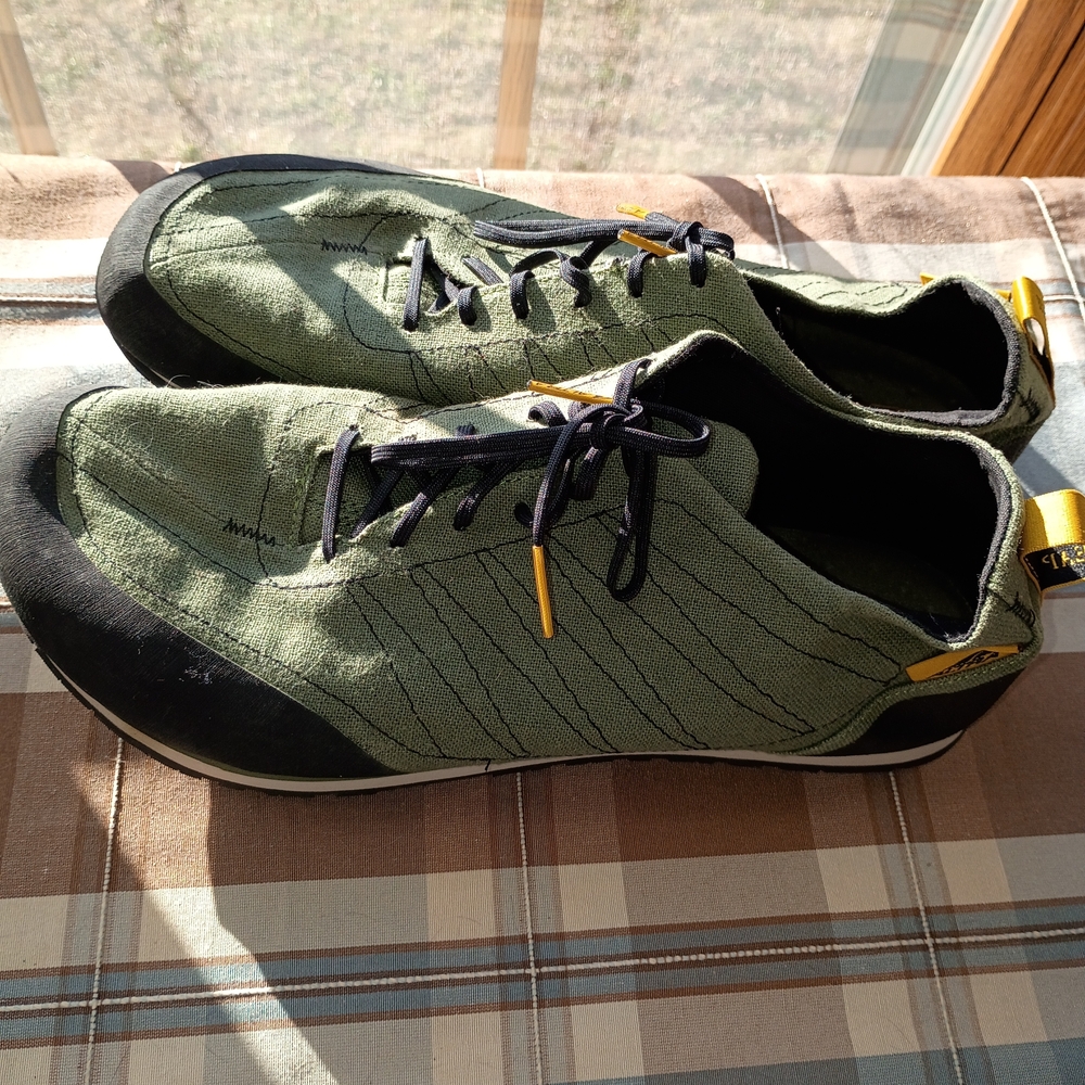 Altra Men's Green and Black Athletic Shoes with Yellow Accents